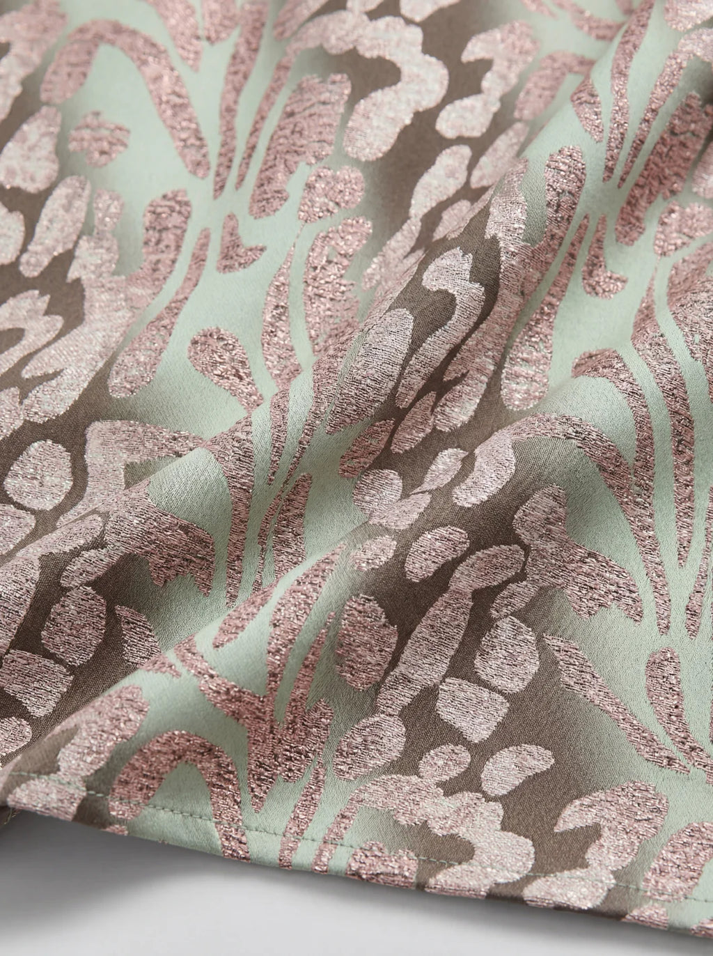Calandra™ | Vestido Elegante Cruzado que estiliza (Crepe de seda 100%)